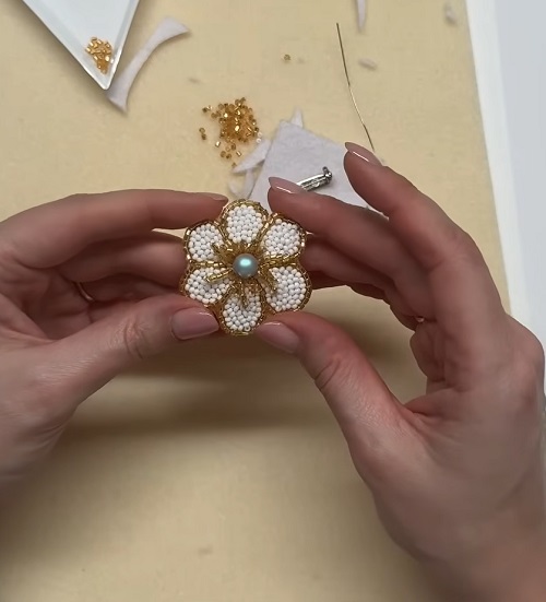 Daisy Brooch