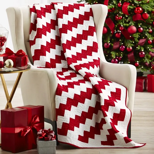 classic color combination of red and white quilt