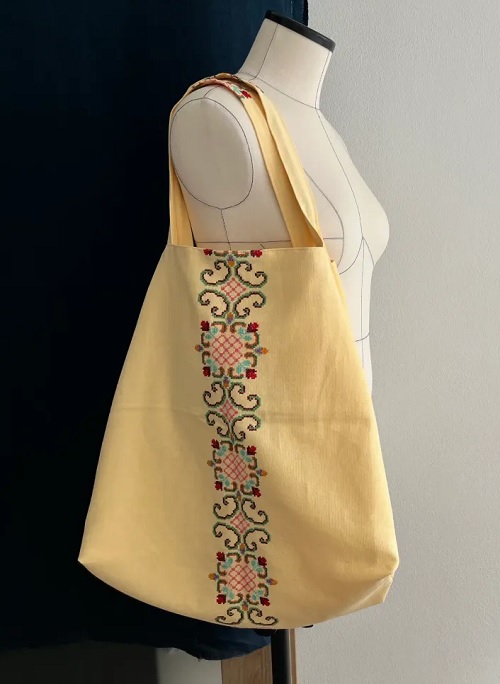 diy-tote-bag-vintage-tablecloth-upcycle